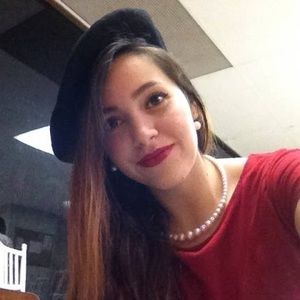 Meet your Posher, Andreina